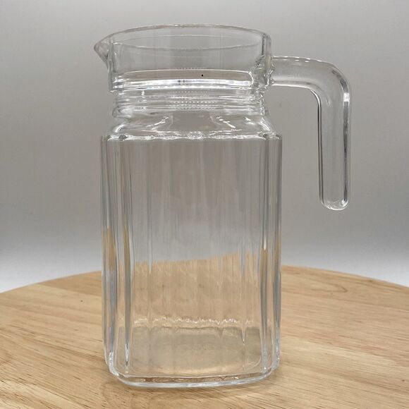 VINTAGE 1940s ARC FRANCE REFRIGERATOR CLEAR GLASS MILK,JUICE,WATER PITCHER - Picture 2 of 9